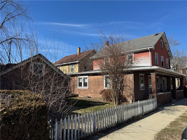 198 12th St, Ambridge, PA 15003