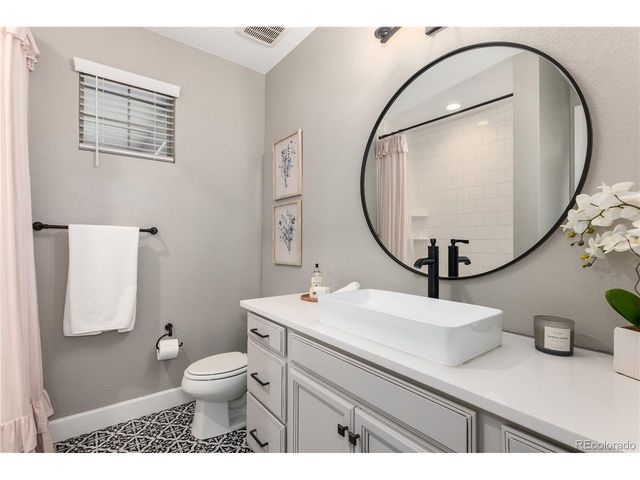 16392 Spanish Peak Way, Broomfield, CO 80023