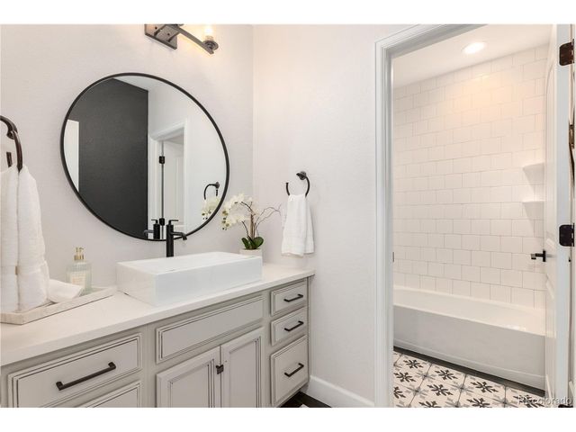 16392 Spanish Peak Way, Broomfield, CO 80023