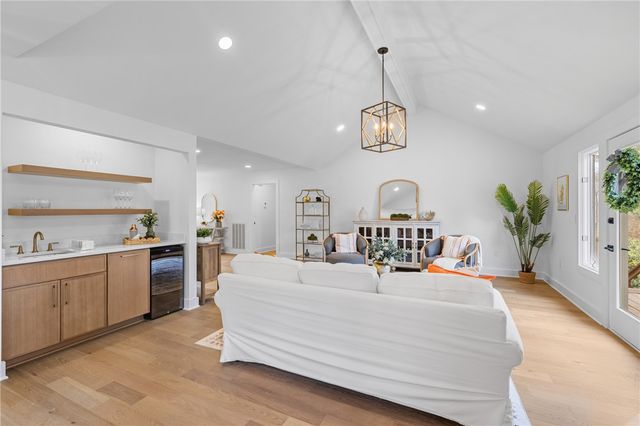 117 Riverpoint Drive Drive, Clemson, SC 29631