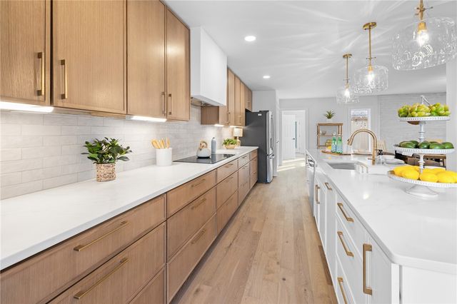 117 Riverpoint Drive Drive, Clemson, SC 29631