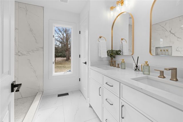 117 Riverpoint Drive Drive, Clemson, SC 29631