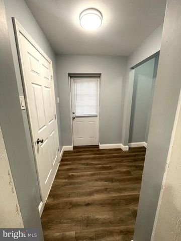 327 E 20TH ST, Chester, PA 19013