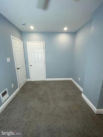 327 E 20TH ST, Chester, PA 19013