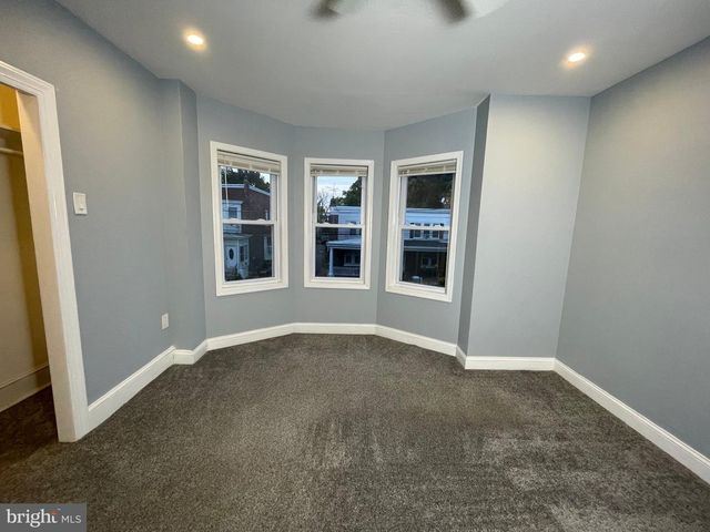 327 E 20TH ST, Chester, PA 19013