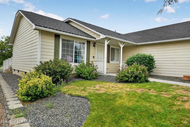 145 N Silkwood DR, Post Falls, ID 83854