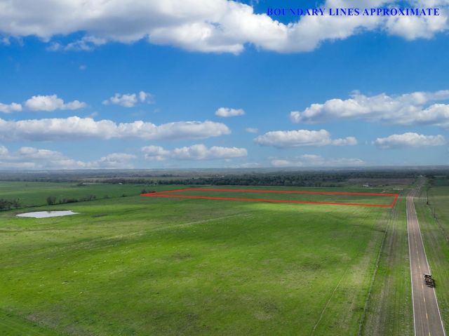 T-2 Fm 2745, Kosse, TX 76653