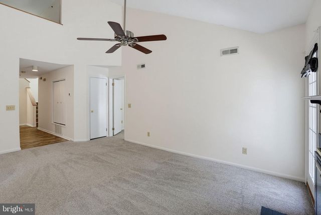 407 MADELINE CT, Newark, DE 19711