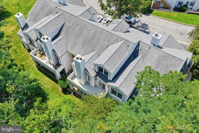 407 MADELINE CT, Newark, DE 19711