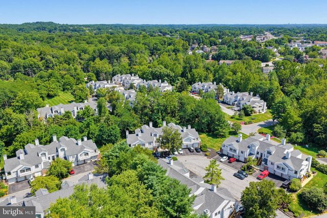 407 MADELINE CT, Newark, DE 19711
