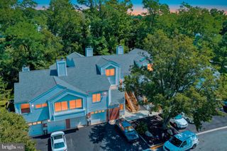 407 MADELINE CT, Newark, DE 19711