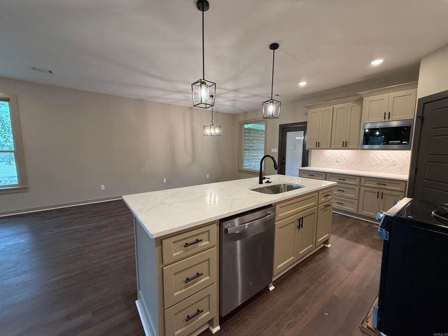 607 Brents Ford Road, Benton, AR 72019