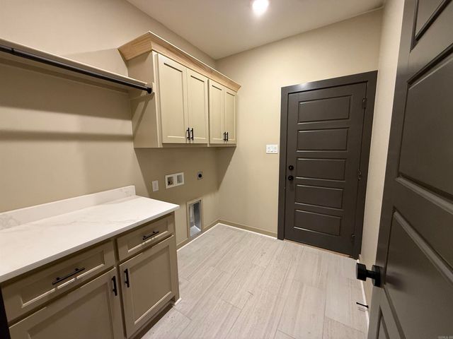 607 Brents Ford Road, Benton, AR 72019