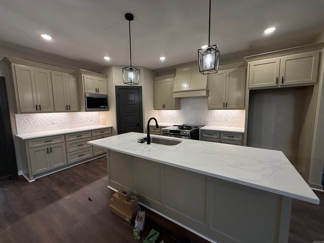 607 Brents Ford Road, Benton, AR 72019