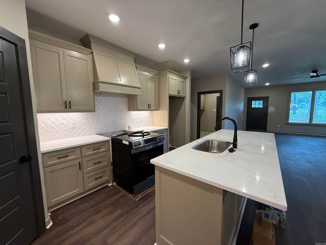 607 Brents Ford Road, Benton, AR 72019