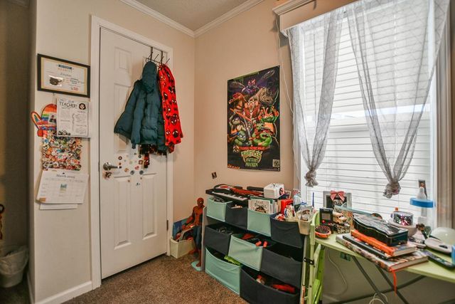 1374 Birchview Drive, Maplewood, MN 55119