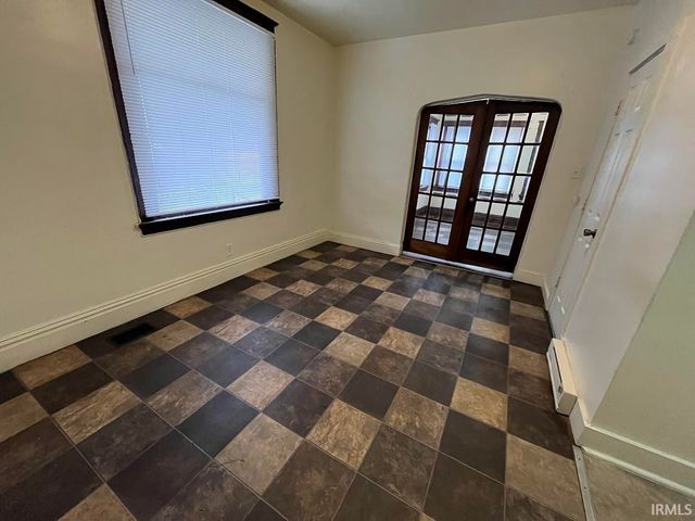 1013 Stophlet Street, Fort Wayne, IN 46802