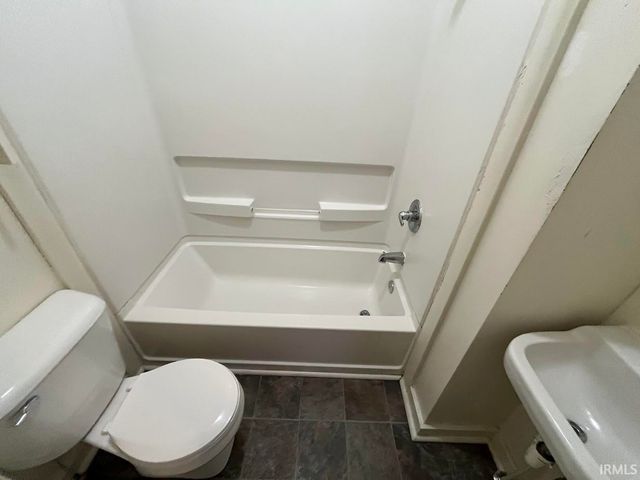 1013 Stophlet Street, Fort Wayne, IN 46802