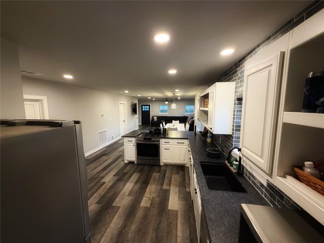 12705 County Road 232, Centerville, TX 75833