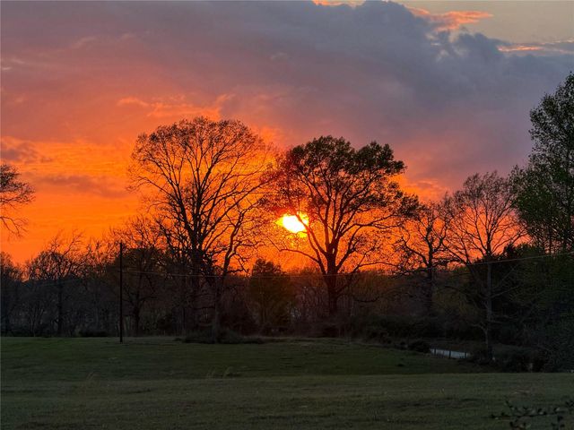 12705 County Road 232, Centerville, TX 75833