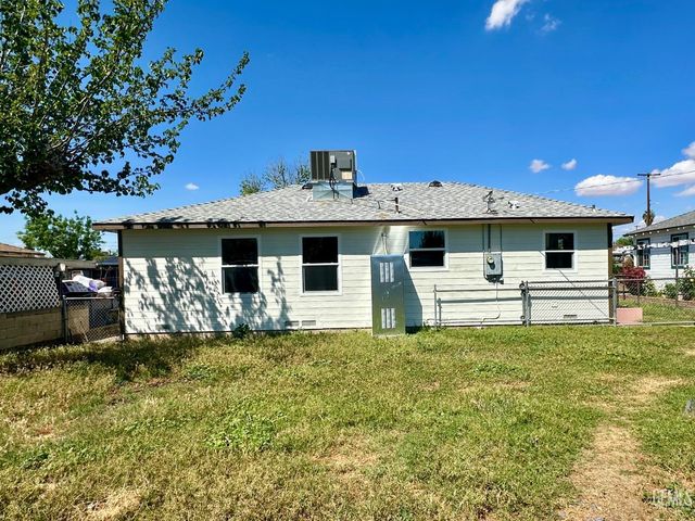 1217 Crawford Street, Bakersfield, CA 93305