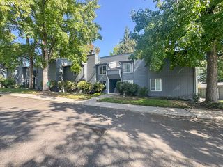 650 Sw MEADOW Dr, Beaverton, OR 97006