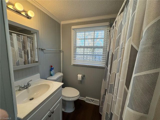 1065 Power Dam Road, Walnut Cove, NC 27052