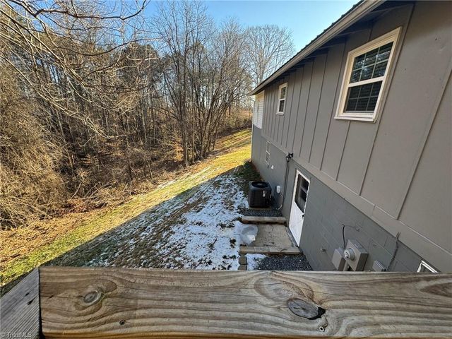 1065 Power Dam Road, Walnut Cove, NC 27052