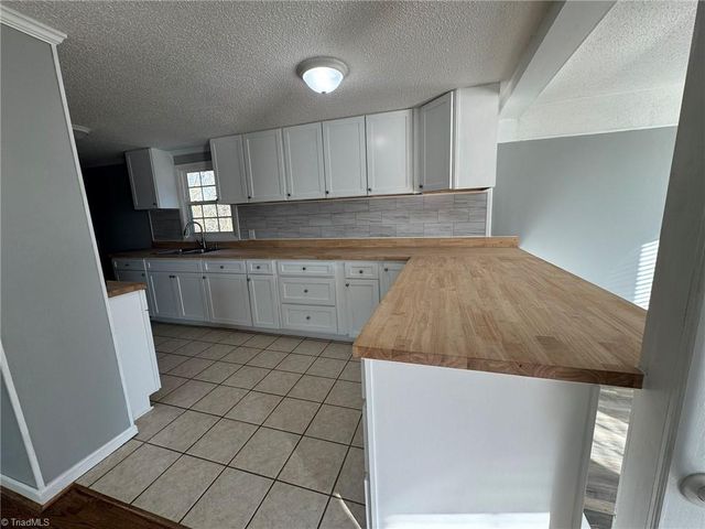 1065 Power Dam Road, Walnut Cove, NC 27052