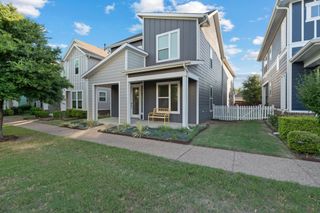 3710 Prague Mews, Dallas, TX 75236