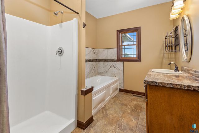 1862 135th St Street, Larchwood, IA 51241