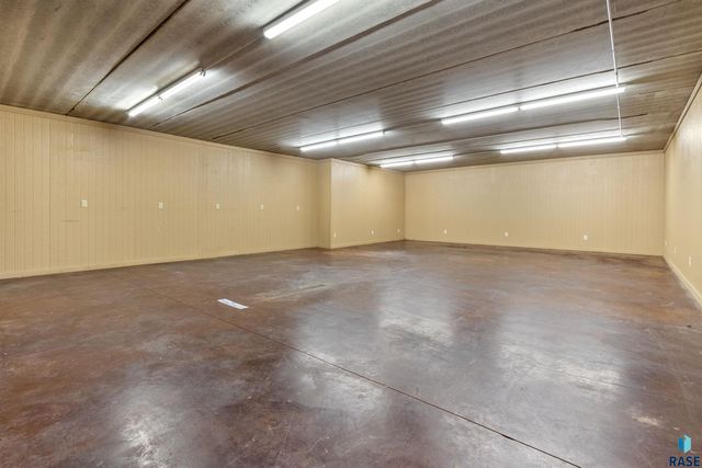1862 135th St Street, Larchwood, IA 51241