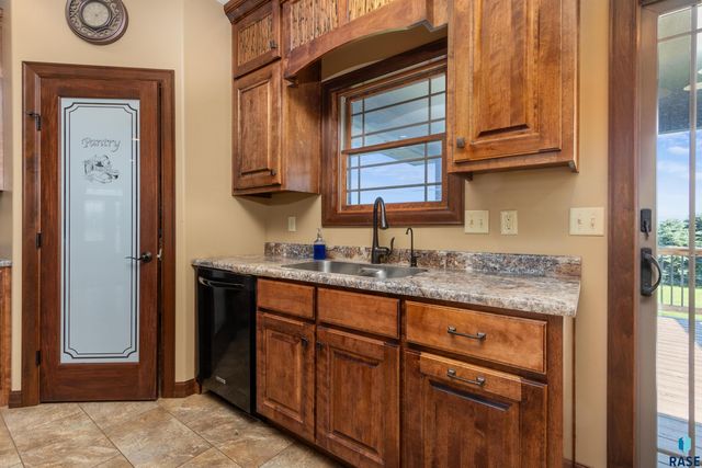 1862 135th St Street, Larchwood, IA 51241