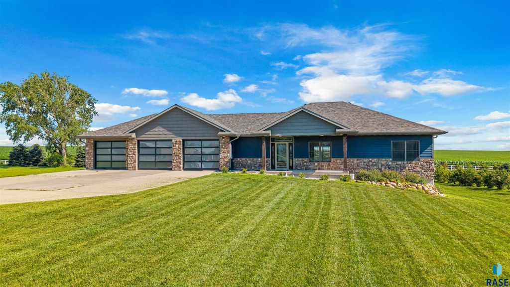 1862 135th St Street, Larchwood, IA 51241