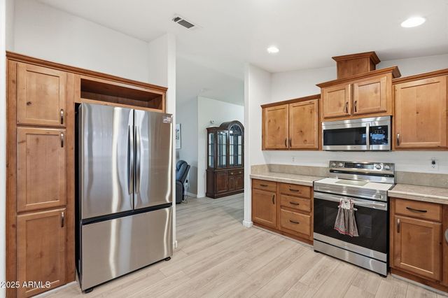 2263 N TREKELL Road 141, Casa Grande, AZ 85122