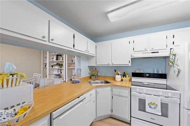 9970 Sailview CT 20, Fort Myers, FL 33905