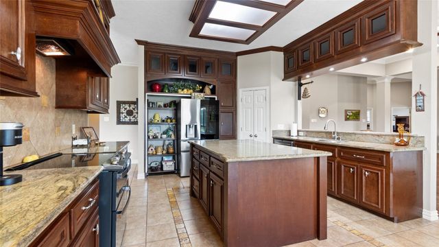 15218 Devin Lane, Crosby, TX 77532