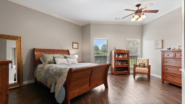 15218 Devin Lane, Crosby, TX 77532