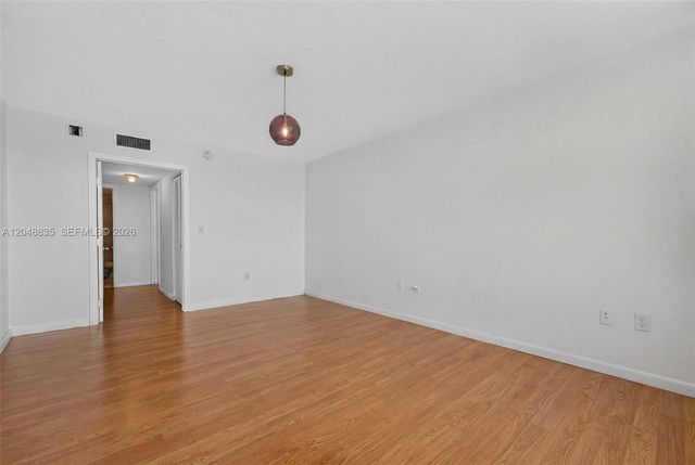 7118 Bonita Drive 705, Miami Beach, FL 33141