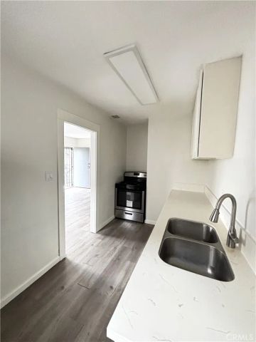 1457 W 52nd, Los Angeles, CA 90062