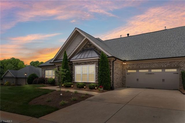 4364 Rockledge Lane, Thomasville, NC 27360