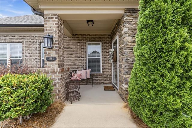 4364 Rockledge Lane, Thomasville, NC 27360