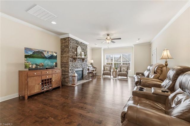 4364 Rockledge Lane, Thomasville, NC 27360