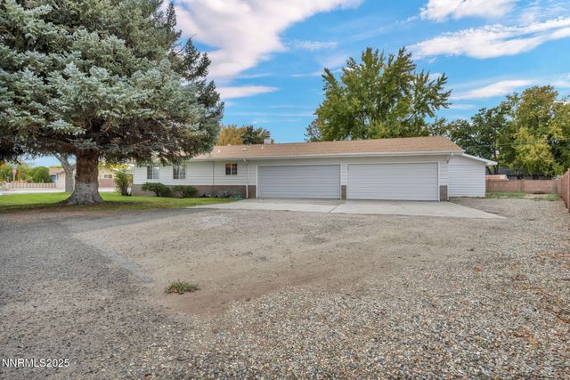 307 S California Street, Yerington, NV 89447