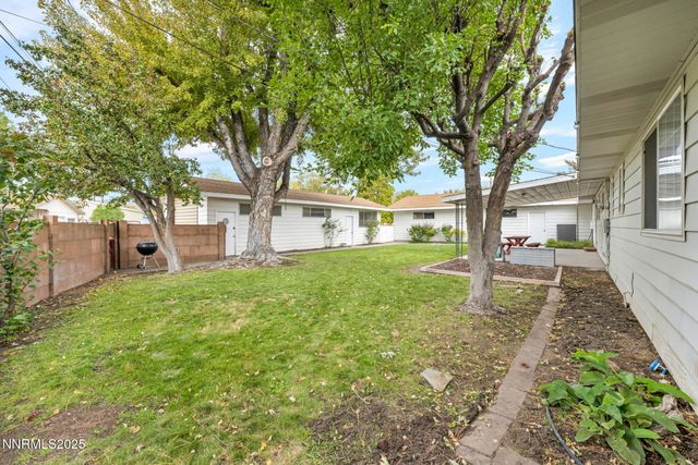 307 S California Street, Yerington, NV 89447