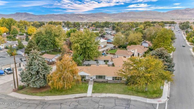 307 S California Street, Yerington, NV 89447