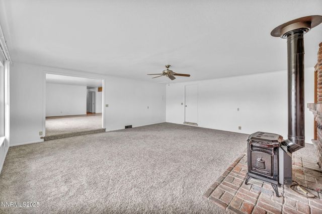 307 S California Street, Yerington, NV 89447