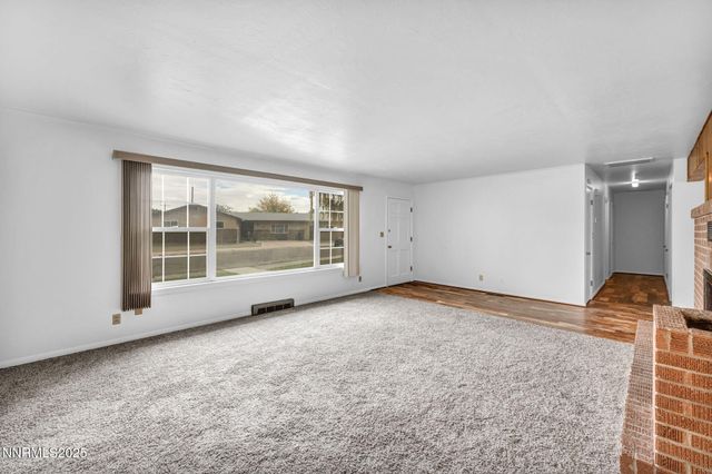 307 S California Street, Yerington, NV 89447