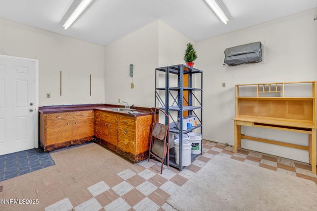 307 S California Street, Yerington, NV 89447