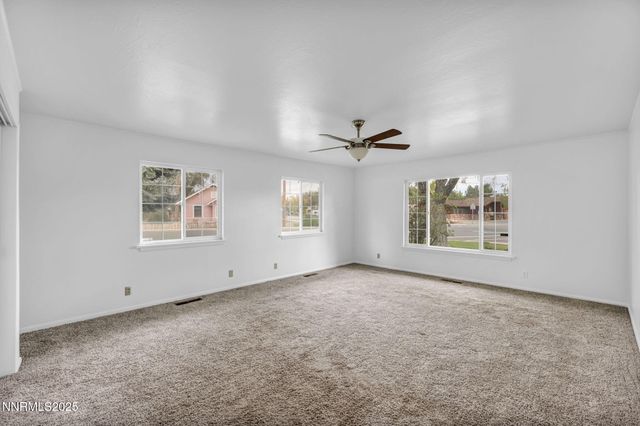 307 S California Street, Yerington, NV 89447